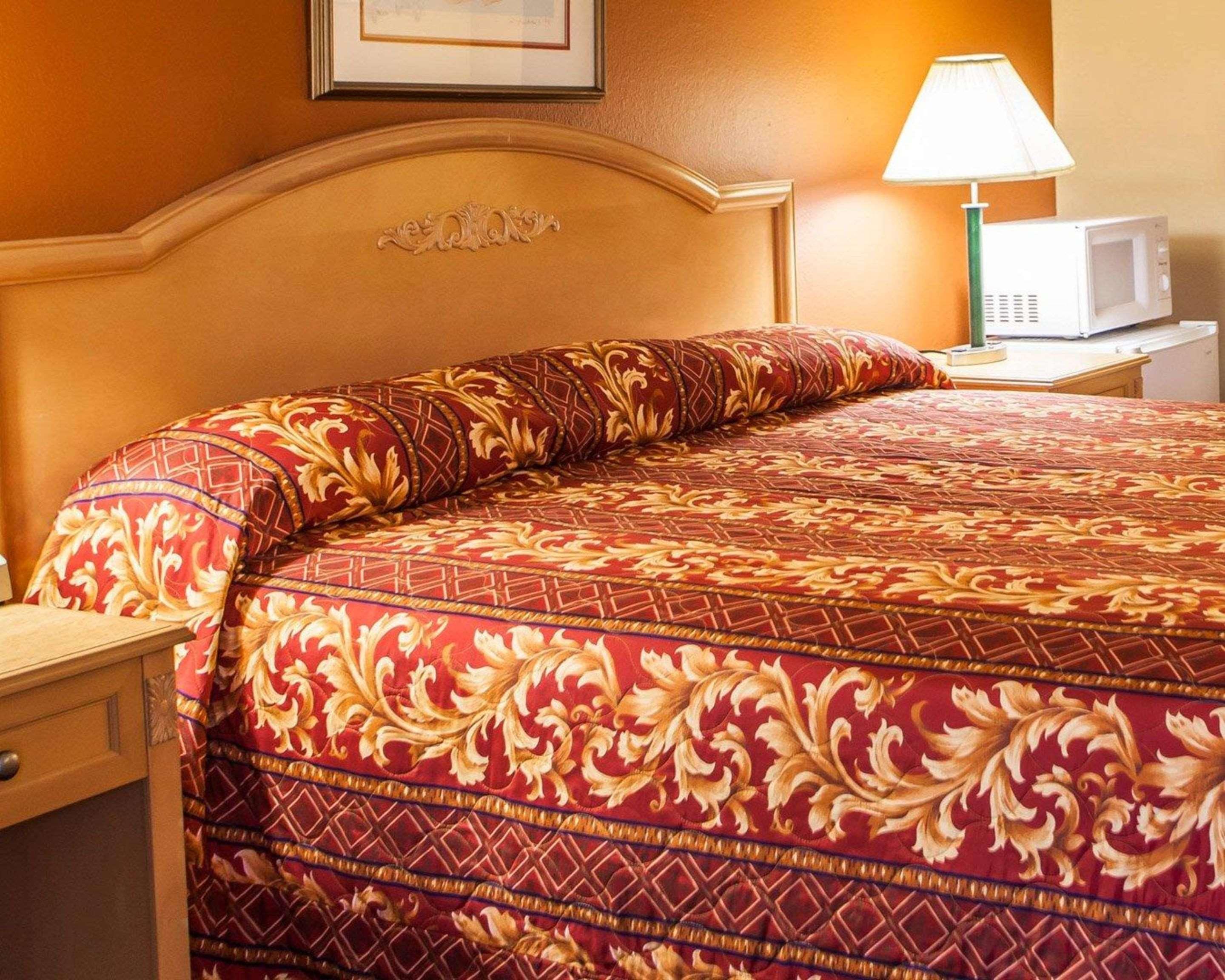 Relax Inn Saint Charles Exterior foto